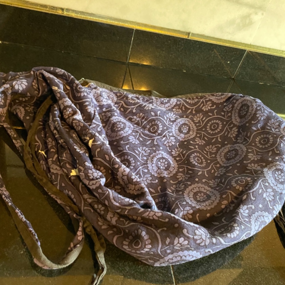 YOGA CLOTH CROSSBODY BAG - Picture 7 of 16
